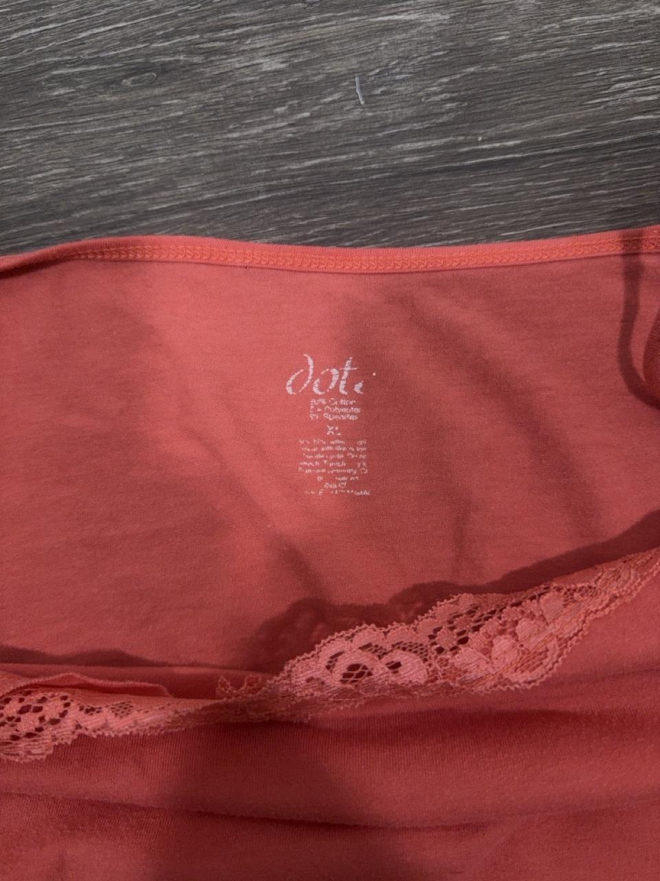 Y2K Dot coral lace trim cami featuring a soft stretchy knit with delicate floral lace along the neckline. A perfect everyday layering piece that pairs effortlessly with low-rise jeans, shorts, or skirts for a classic early 2000s look.