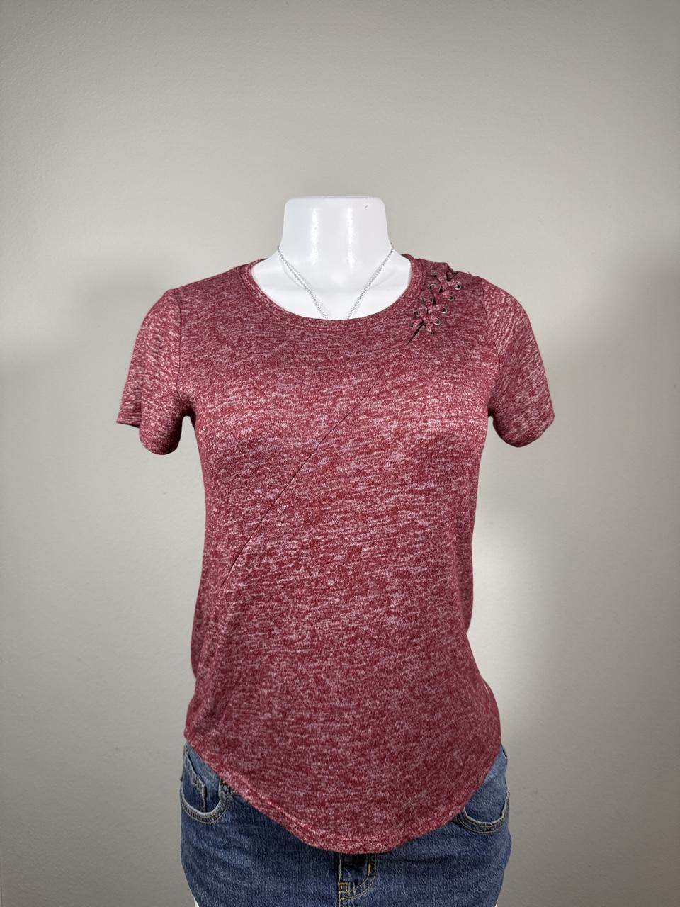 🤎 Hollister Heather Burgundy Lace-Up Tee 🤎