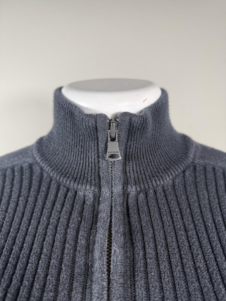 Y2K Express charcoal gray ribbed quarter zip sweater featuring a sleek fitted silhouette and mock neck. A timeless early 2000s essential that's perfect for layering with low-rise jeans, cargos, or skirts for a clean casual look.