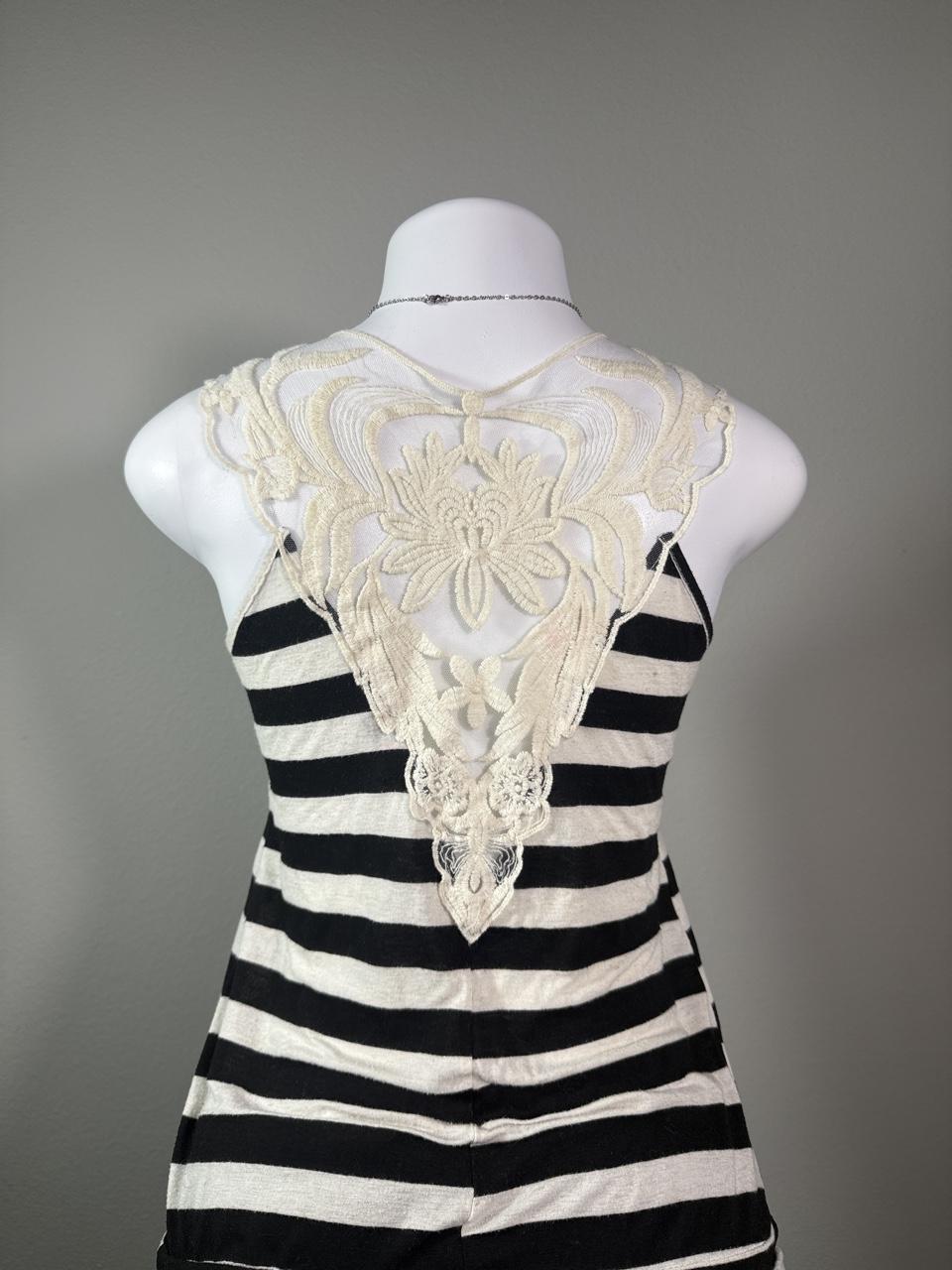 Y2K Free Kisses Striped Lace Back Tank Top